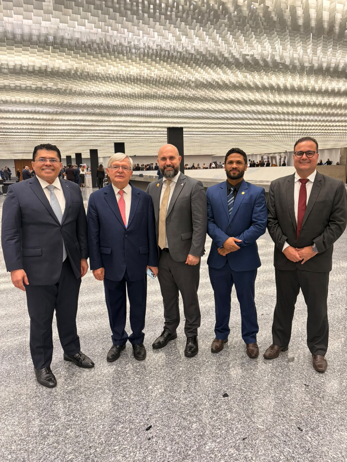 Valdetário Andrade Monteiro, ministro Herman Benjamin, Israel Gonçalves da Graça, Luiz Pablo Nery Videira e Ubirajara Ávila no STJ.