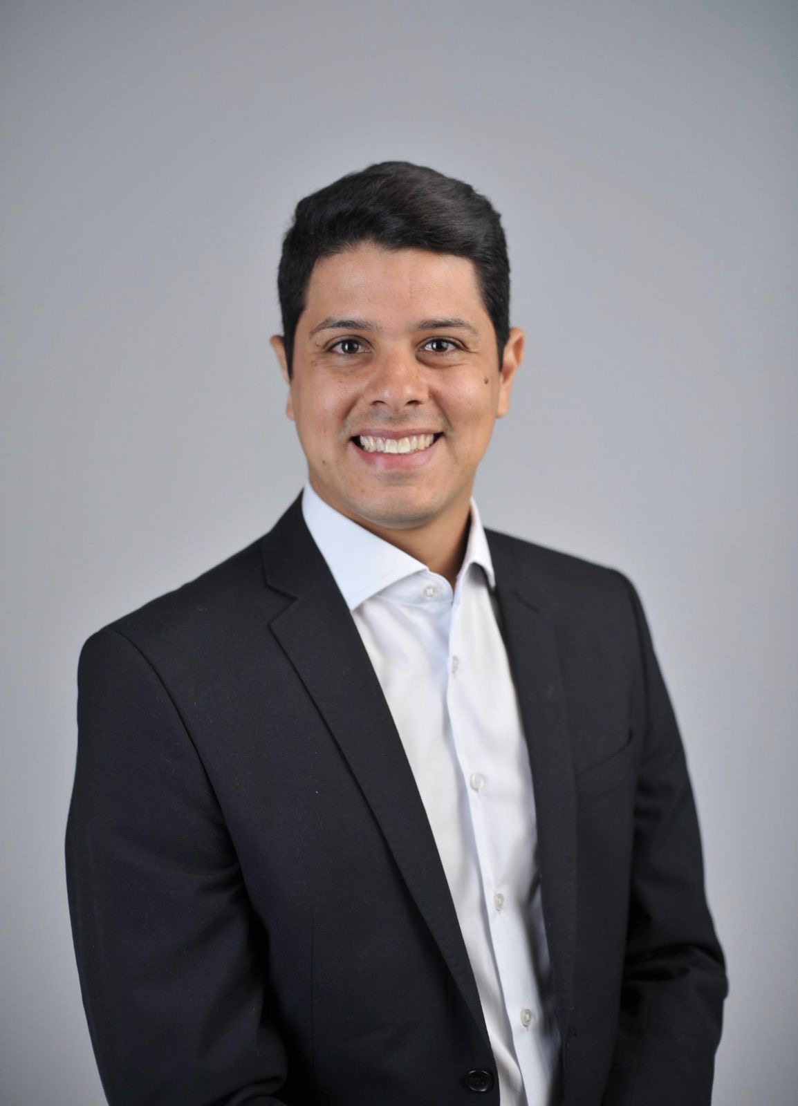 Fabiano Leandro Oliveira